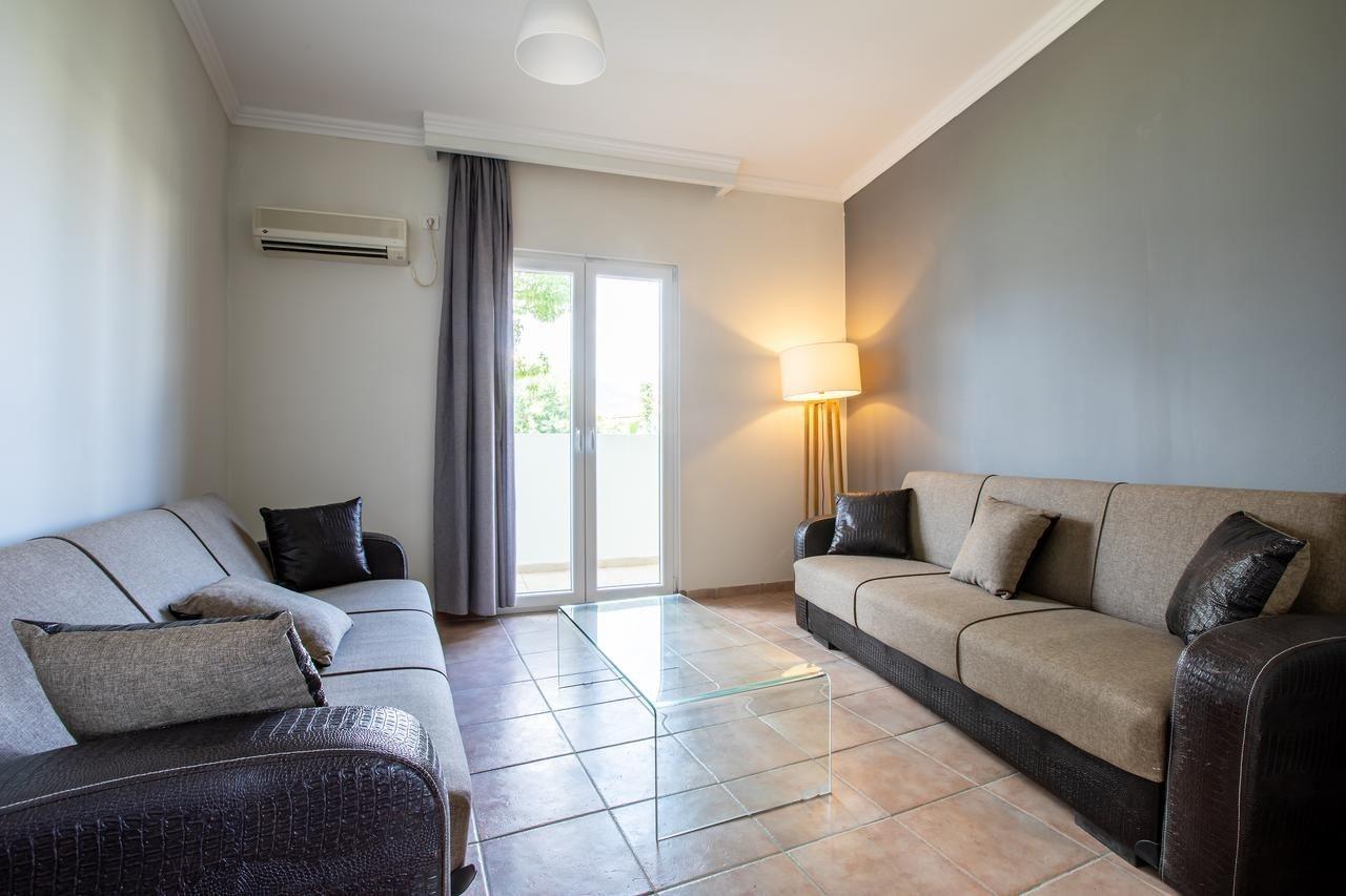 White Olive Premium Cameo Hotel Zakynthos Town Exterior photo