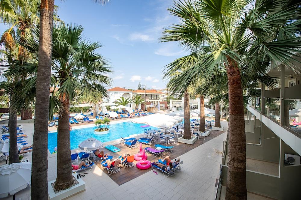 White Olive Premium Cameo Hotel Zakynthos Town Exterior photo